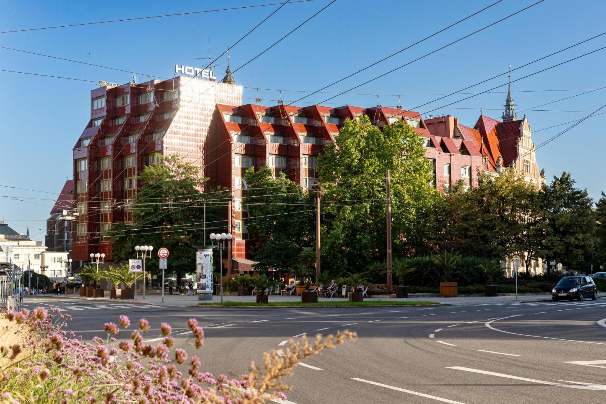 Hotel Koruna Opava Exterior foto